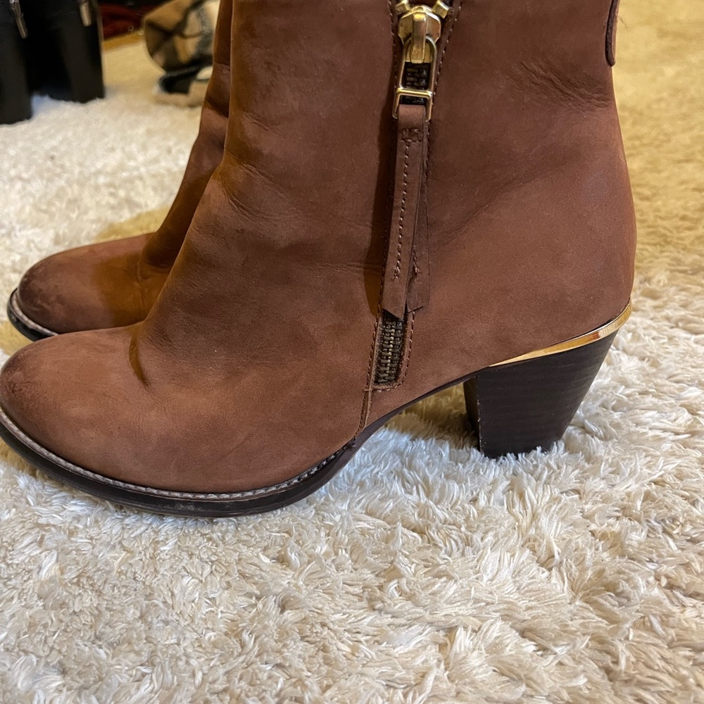 Steve Madden heel booties. Size 8